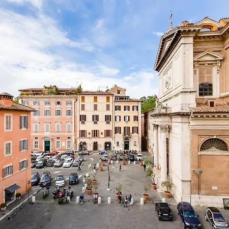 Апартаменты Luminous Few Steps From Piazza Navona