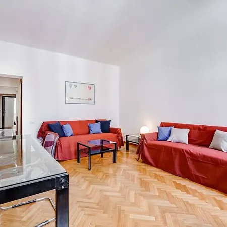 Appartement Luminous Few Steps From Piazza Navona